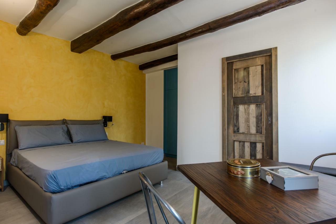 Napoli Suite Toledo 10 Exterior photo